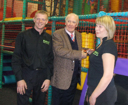 Menzies Campbell opens â€œBonkers Playbarnâ€